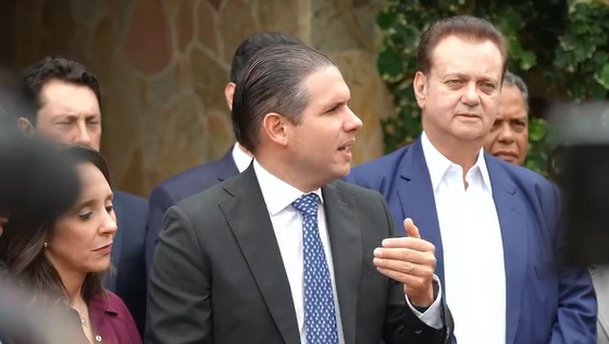 Presidente da Câmara, Hugo Motta, quer votar PEC do voto distrital misto ainda em 2026