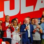 Lula reúne aliados em Brasília e determina reformulação total para o 2º turno