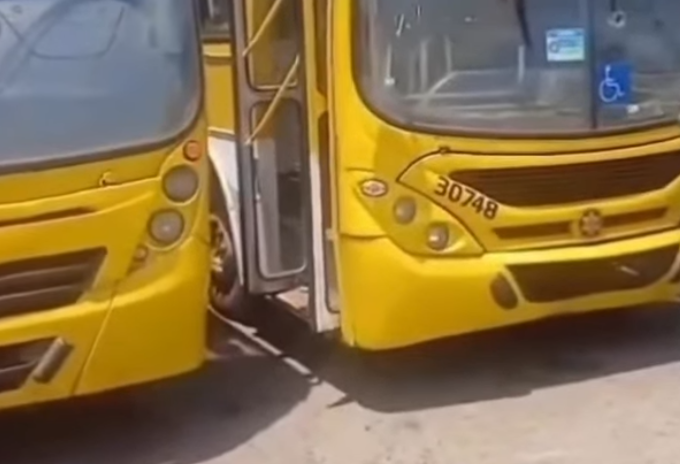 TRE-BA manda prender secretário após falta de ônibus em Salvador