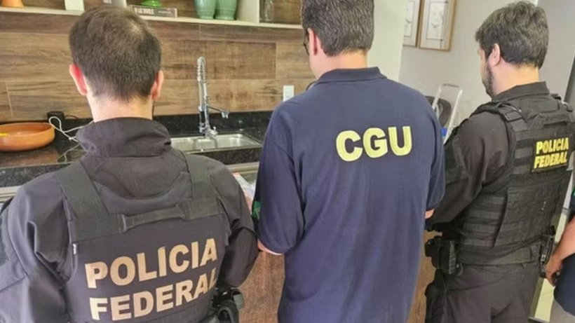 PF cumpre mandados no Ceará em operação que apura desvio de R$ 15,6 milhões da saúde